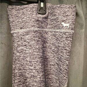 PINK Victoria's Secret Gray Marled Leggings with White Dog Logo